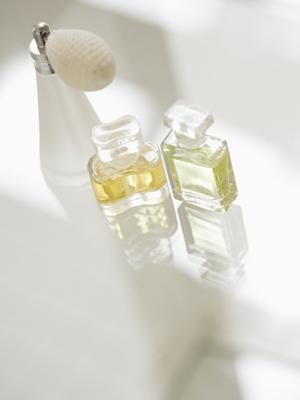 遺品は捨てずに買い取ってもらいましょう