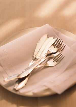 不要なダイヤモンドを高く売るための買取ガイド ? 信頼できる店選びと簡単手続き方法